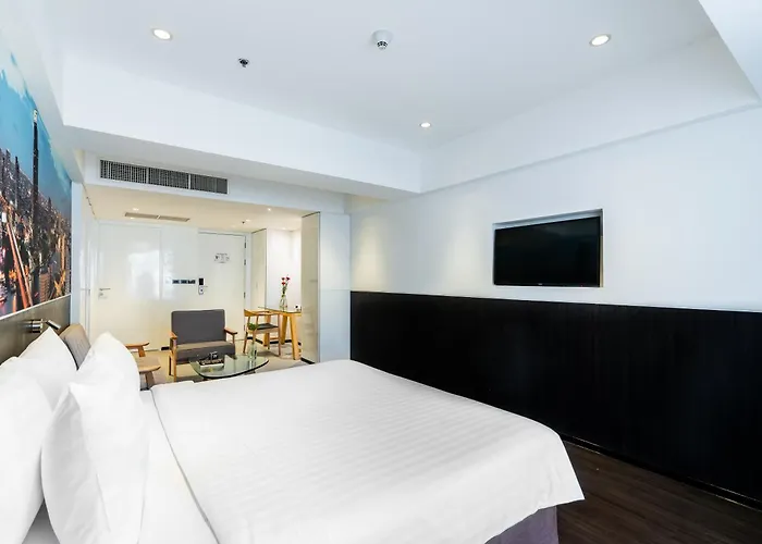 Galleria 12 Sukhumvit By Compass Hospitality Hotel