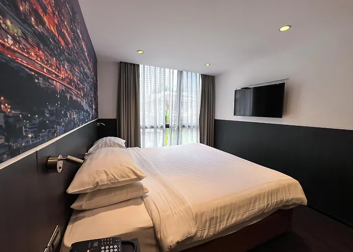 Hotel Galleria 12 Sukhumvit By Compass Hospitality